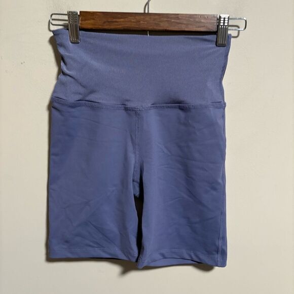 Beyond Yoga Ready or Not Dusty Violet High Waist Biker Shorts- Size Small - Picture 5 of 9